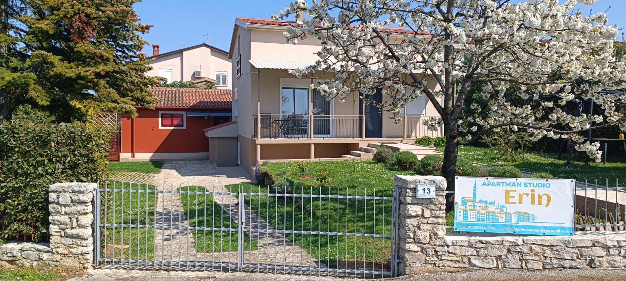 Apartman Studio Erin روفينج المظهر الخارجي الصورة